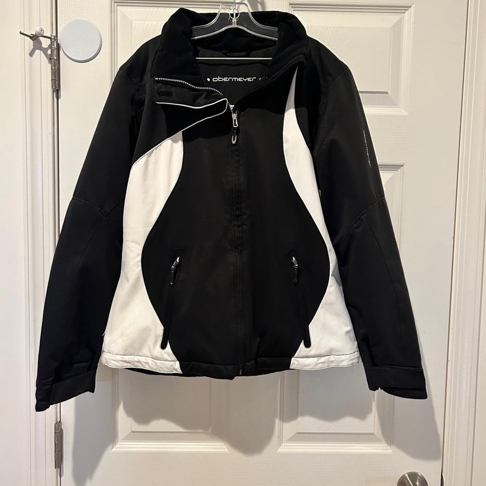 Ladies’ Black and White Ski Jacket Parka